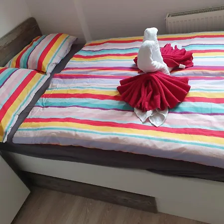 Apartma Alja Podkoren Pensión