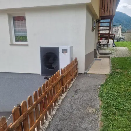 Apartma Alja Podkoren Pensión